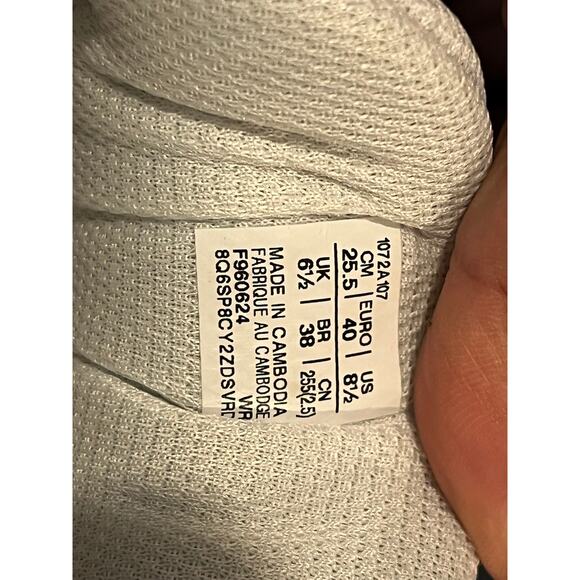 ASICS Upcourt 5 Women’s Indoor Court Shoes White/Silver US 8.5 EU 40 UK 6.5 - Picture 8 of 8